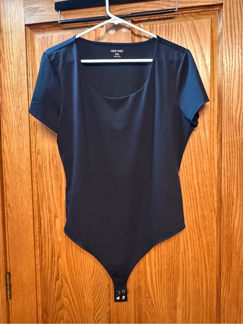 Nine West Black Short-Sleeve Scoop Neck Bodysuit